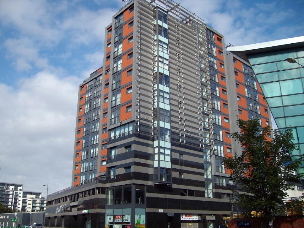 River Heights Glasgow Rum bild
